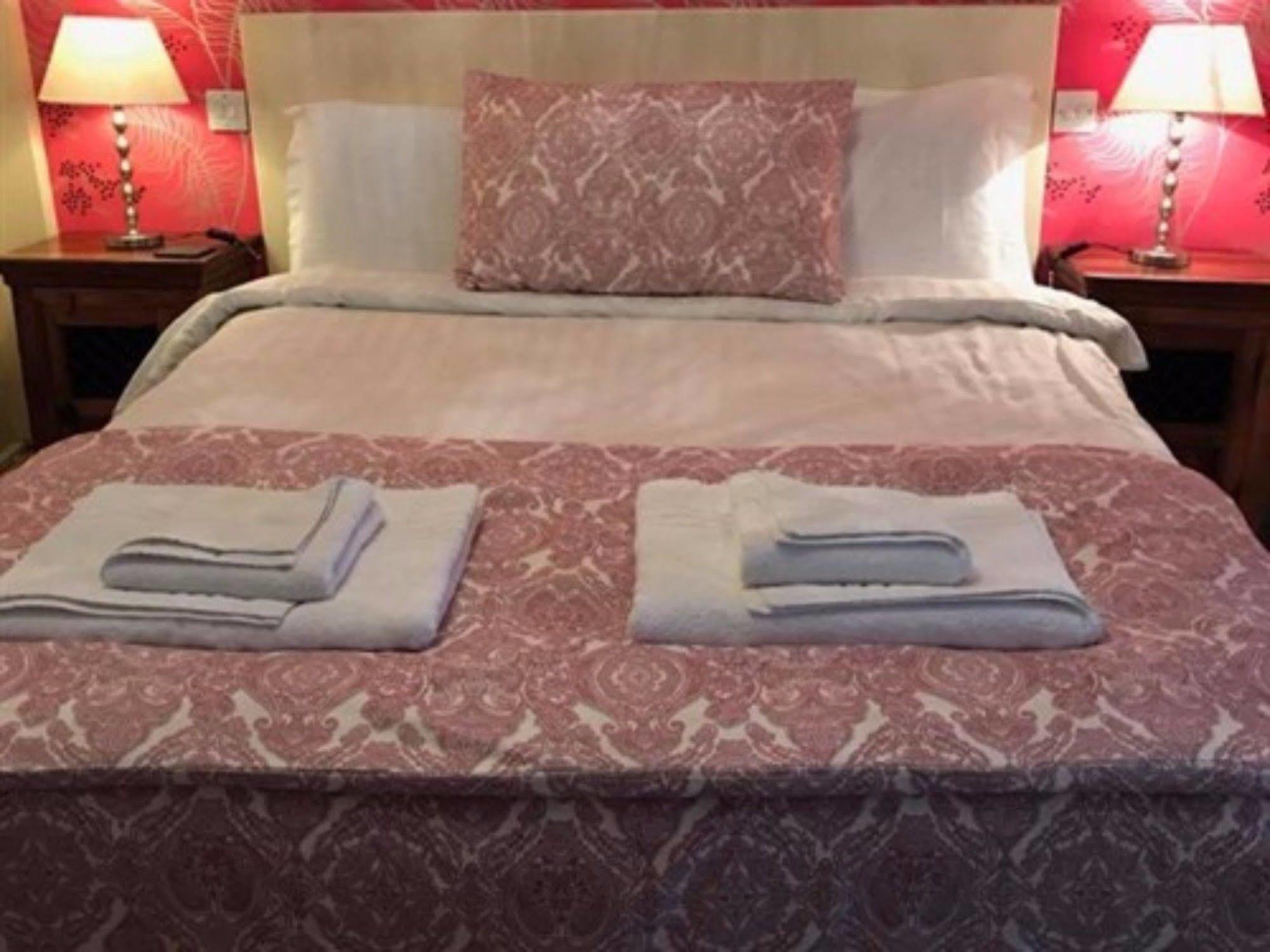 The Halford Hotell Halford  Exteriör bild